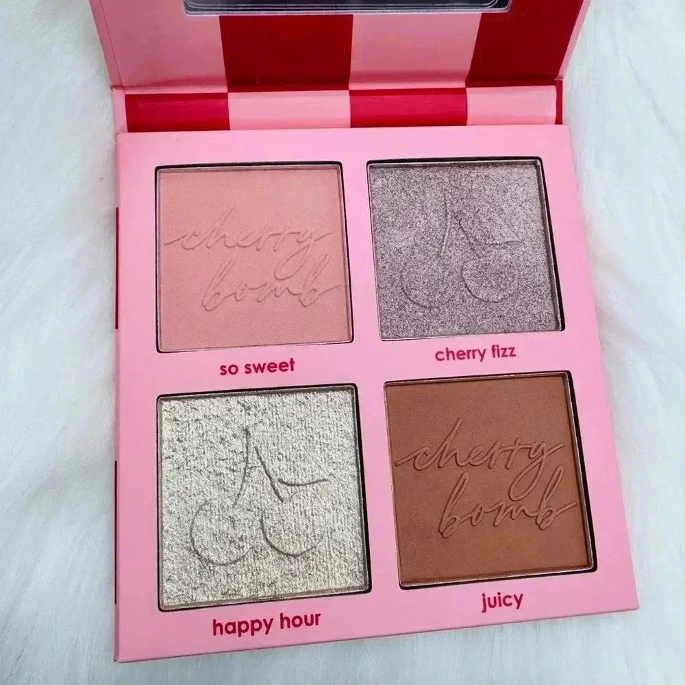 CIATÉ LONDON Cherry Bomb Blush and Highlighter Palette in Light Medium